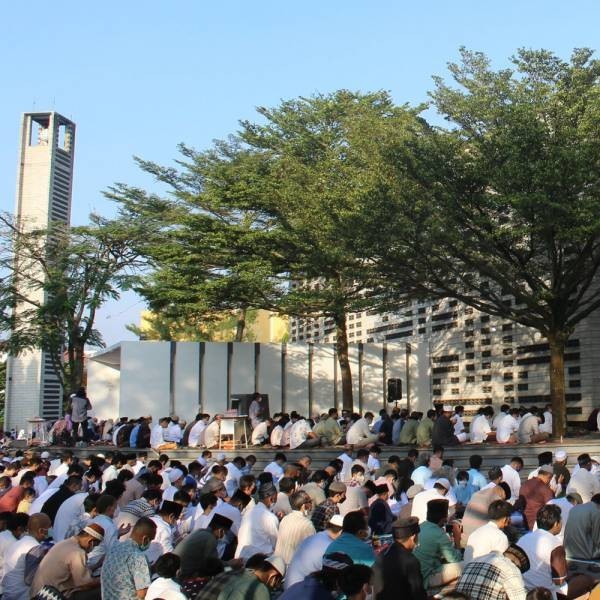 Kegiatan Shalat Idul Fitri Di Masjid Al-Irsyad Satya Kota Baru Parahyangan Pada Tahun 2022 M/1443 H